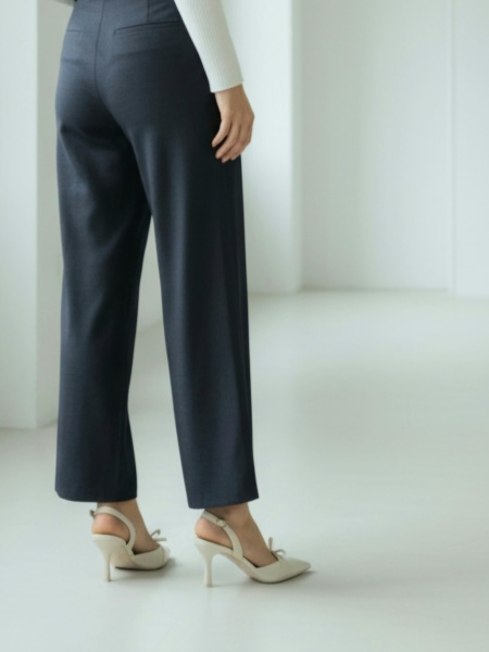 Décolleté fiocco