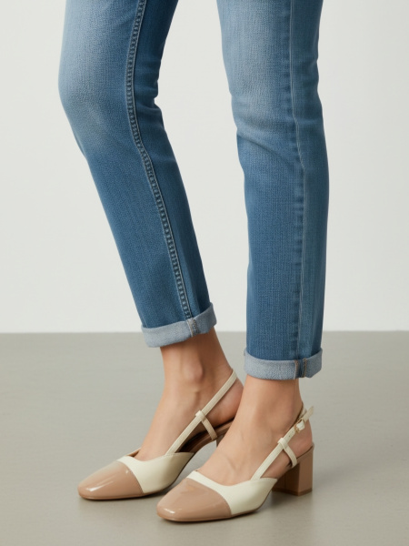 Two tone nude
