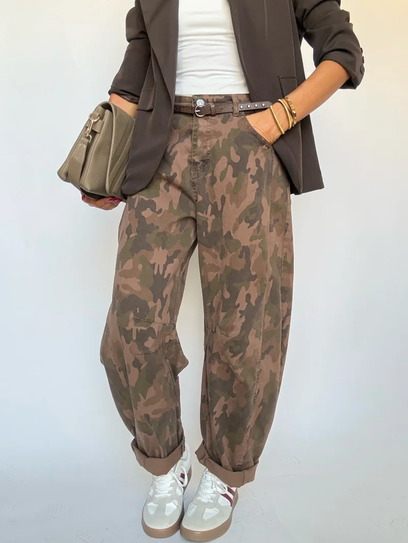 Pantaloni militari