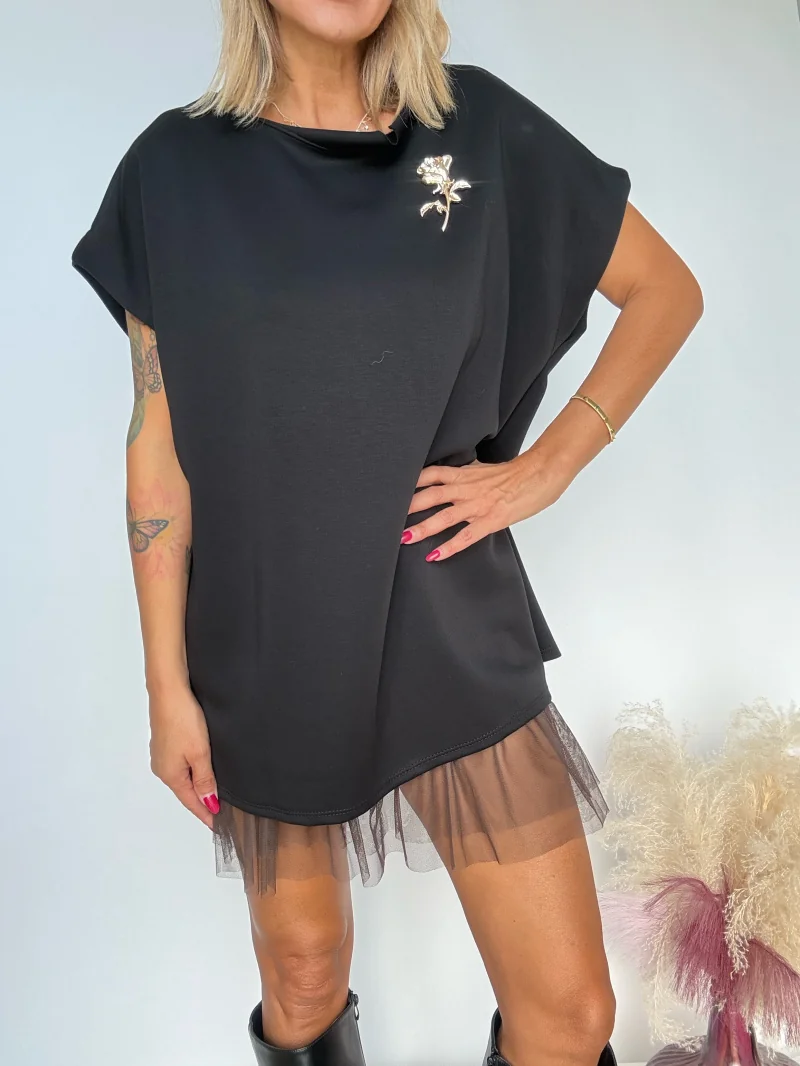 Maglia con spilla 2