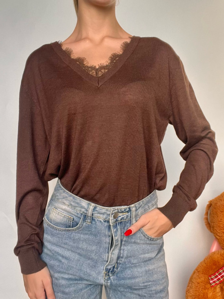 Maglia scollo con pizzo